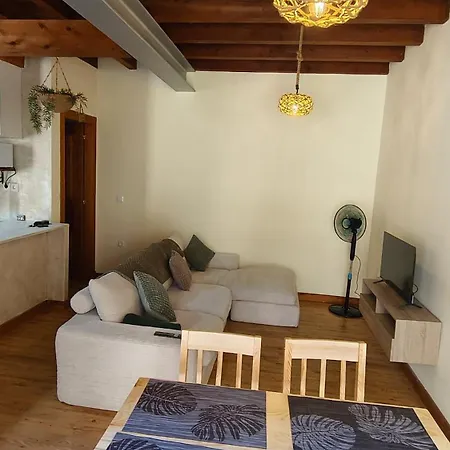 Bond Ferienhaus *